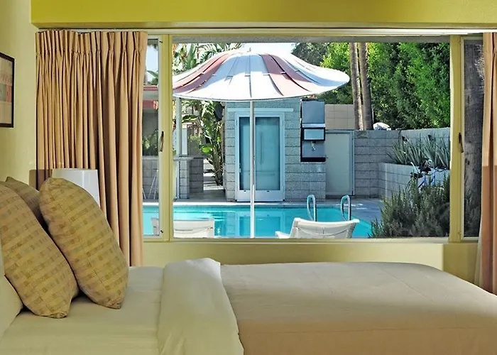 Orbit In - 21 And Over - A Town & Desert Boutique Hotel (Adults Only)